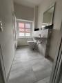 WE 7 - Bad mit Waschbecken und WC